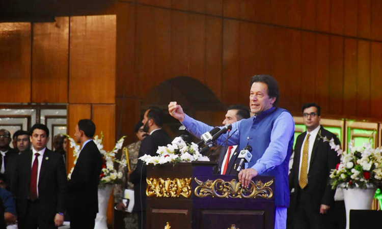 Pakistan’s economy on path to recovery after COVID-19, Imran tells nation 