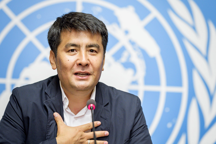 Kyrgyz lawyer wins UN prize for battling statelessness