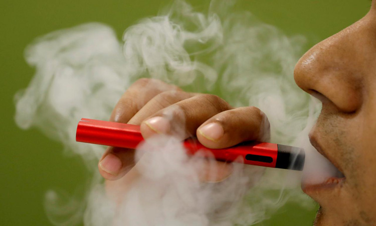 Court fines employer for slapping female worker for smoking e-cigarette in office in Dubai