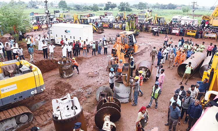 Child trapped in deep borewell yet to be rescued