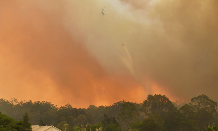 Helicopter crashes during Australia bushfire operation