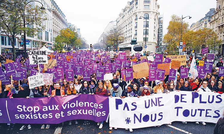 Paris protesters march against violence