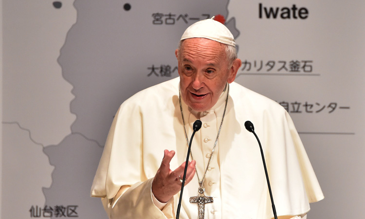 Pope urges fresh help for Fukushima victims on Japan trip