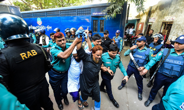 Bangladesh sentences 7 militants to death in café attack