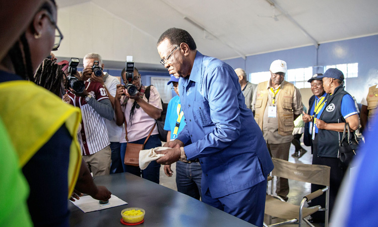 Namibians vote in tight contest clouded by economic crisis