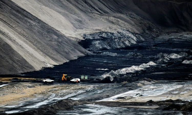 At least 13 killed after illegal coal mine collapses in India