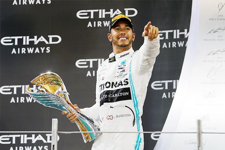 VIDEO: Hamilton wins season-ending Abu Dhabi Grand Prix 