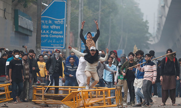 VIDEO: Dozens injured, 50 held as students' march against citizenship bill turns violent in Delhi