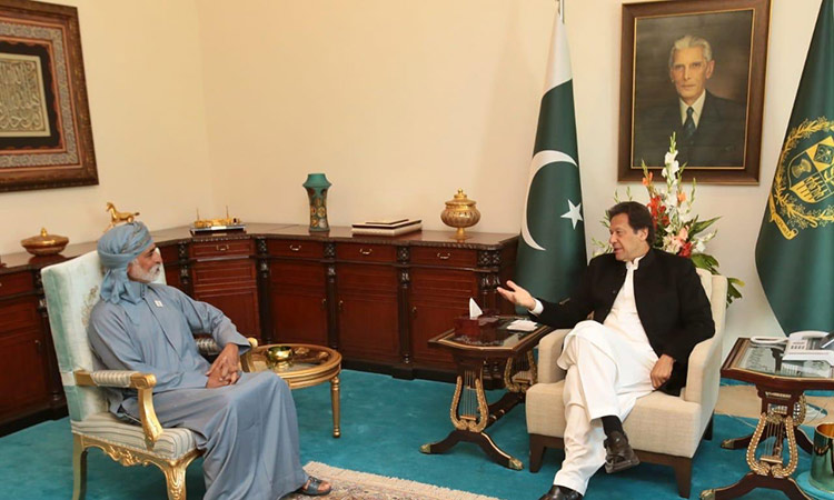 VIDEO: Pak PM Imran Khan receives UAE Tolerance Minister Sheikh Nahyan