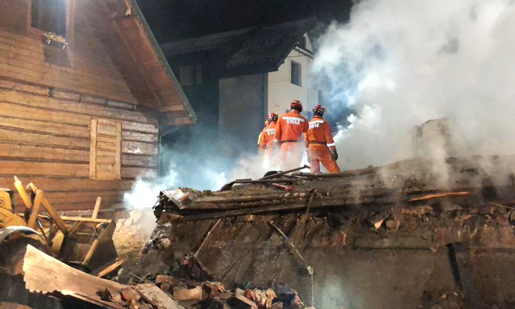 Five dead in gas explosion at Polish ski resort