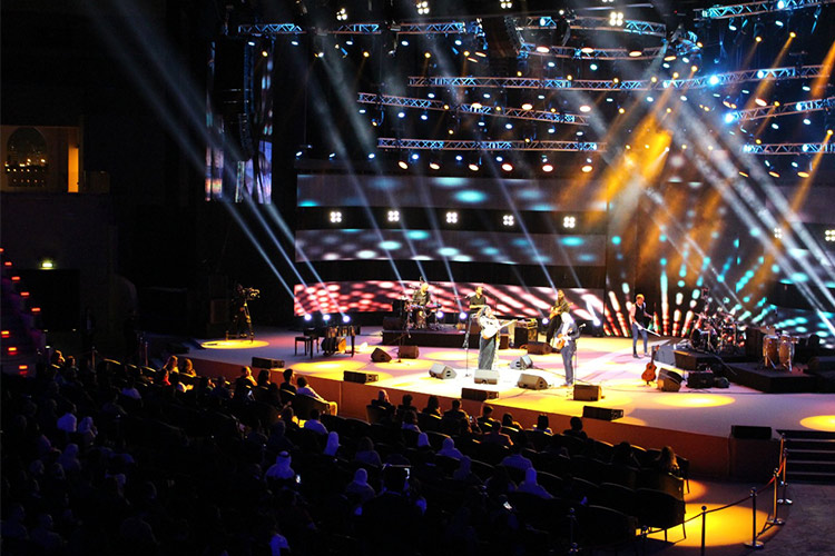 VIDEO: Al Majaz Amphitheatre comes alive with music