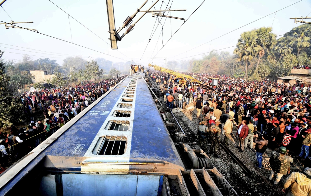 Seven killed in Bihar train derailment