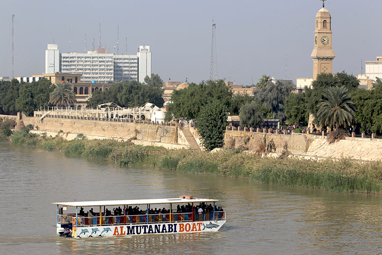 At least 70 dead as ferry sinks in north Iraq