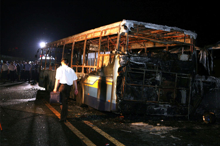 26 dead in central China tour bus fire 