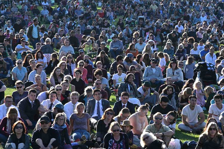 Thousands attend NZ vigil, rally to fight racism