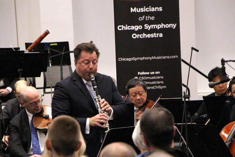 Chicago Symphony musicians perform for free as strike lingers