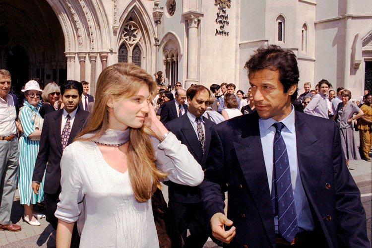 Imran Khan's ex-wife Jemima makes fun of Pakistani cleric's Wikileaks remark 