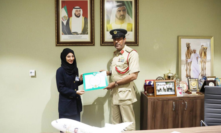 Female police officer helps Indian woman deliver baby at Dubai Airport 