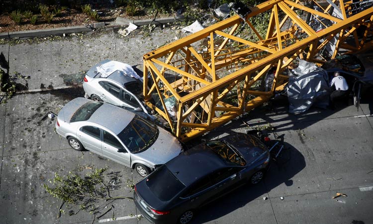 Crane collapse kills 4, injures 3 in Seattle