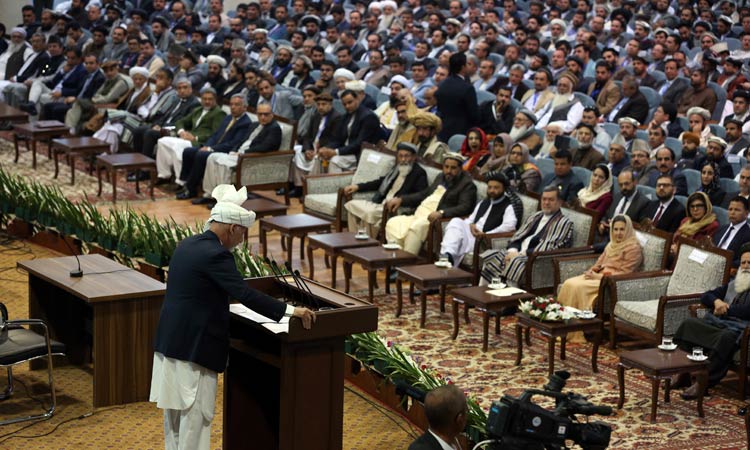 Thousands gather in Kabul for Afghan peace meeting