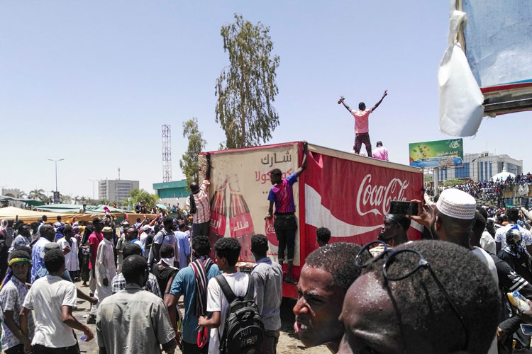 Gunshots, tear gas fired at Sudan protest site: Witnesses