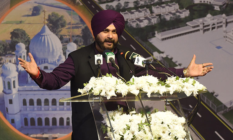 Sidhu accepts Imran's invitation to attend Kartarpur's inauguration ceremony 