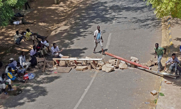 Several wounded as gunshots fired near Khartoum sit-in