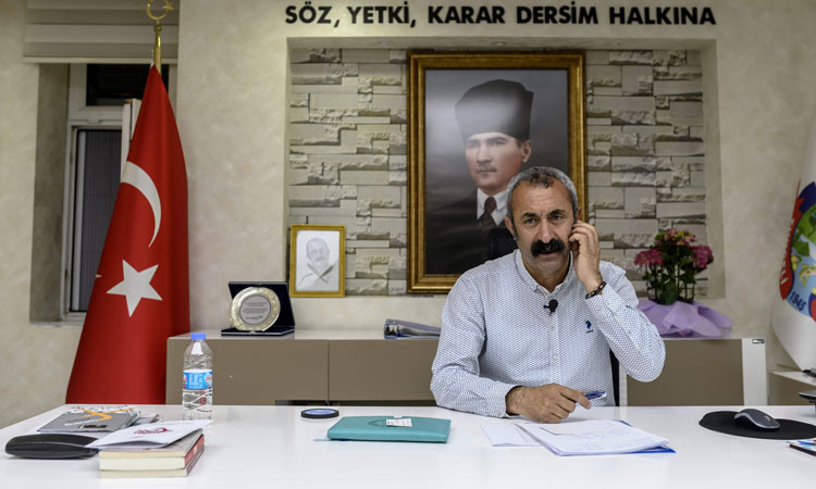 Turkey’s ‘Communist mayor’ tears down walls with fresh approach