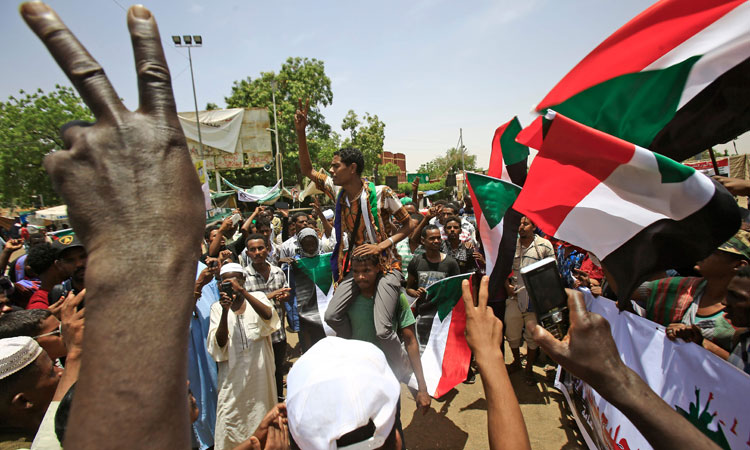 Crowds to flood Khartoum as standoff with military persists