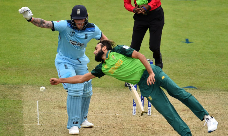 South Africa hold England to 311-8 in World Cup opener 