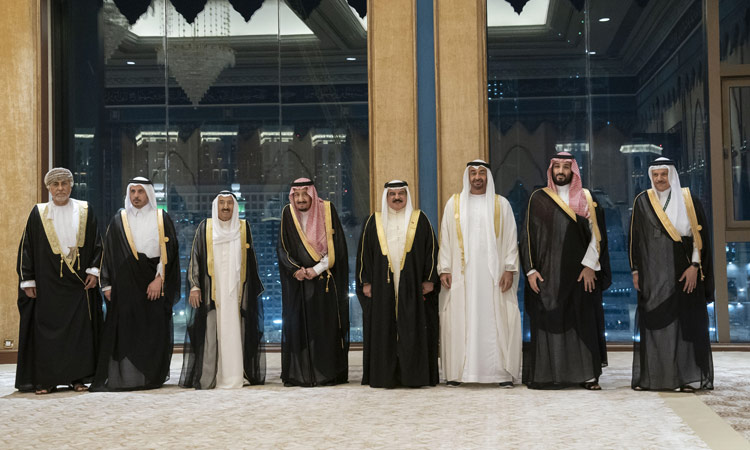 AD CP leads UAE delegation to emergency Arab Summit in Makkah