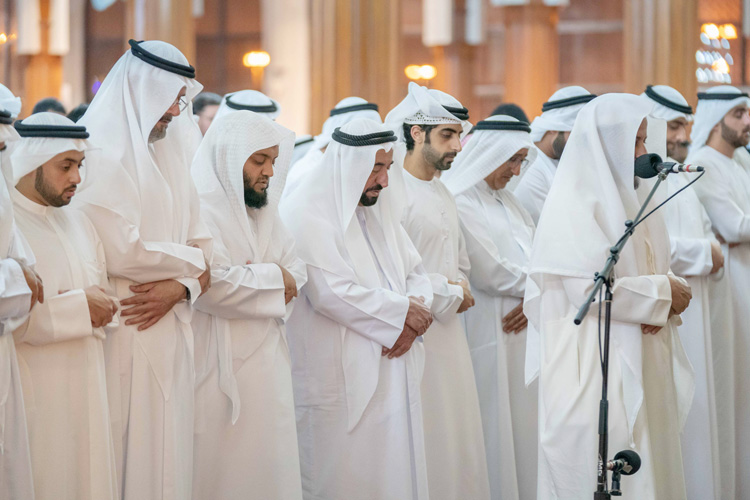 UAE royal passes away, Sharjah Ruler performs funeral prayer