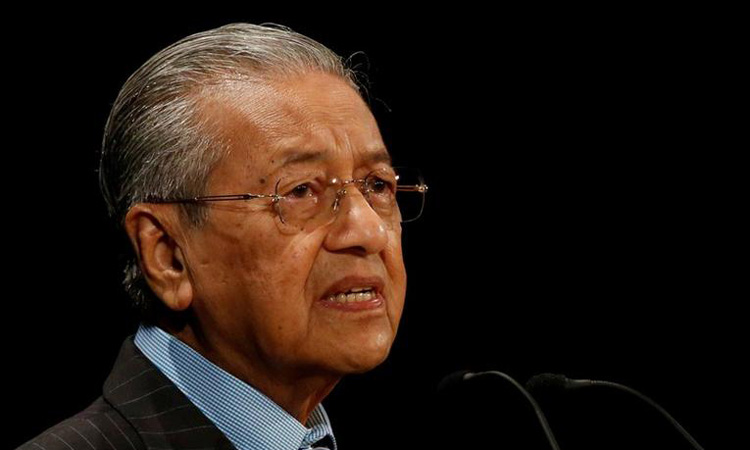 Malaysian PM criticises ‘ridiculous’ charges over MH17