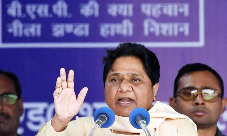 Akhilesh anti-Muslim, Mulayam in cahoots with BJP: Mayawati