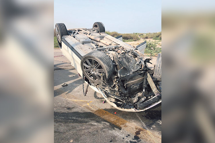 Father dies, daughter critical after their car collides with vehicle driven by drunken Arab in UAQ