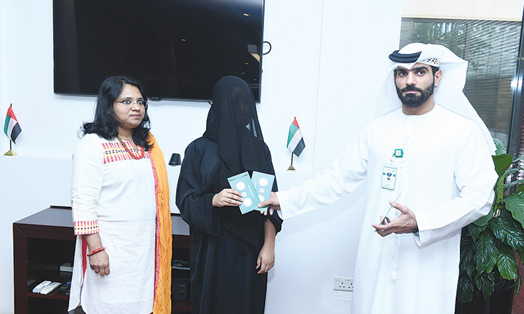 Dubai Police give Eid delights to victims