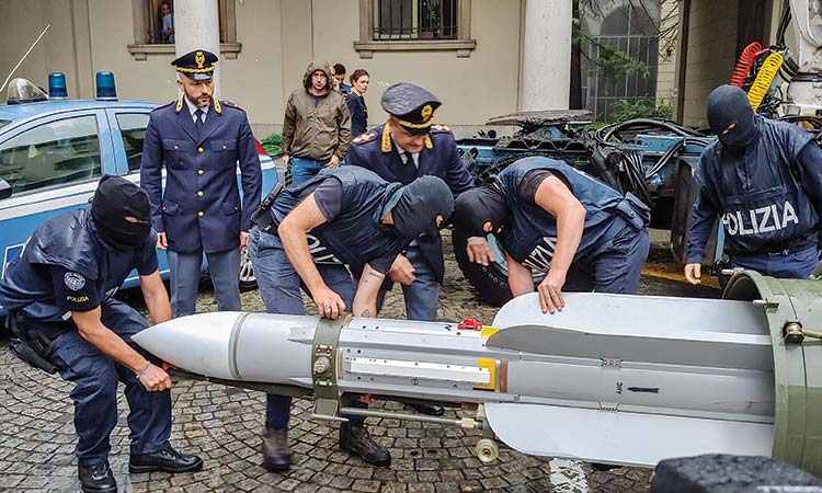 Italy seizes missile in raid on far-right