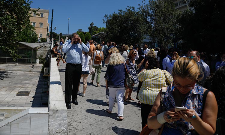 Phone services knocked out as strong quake shakes Athens