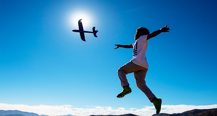 On-lookers gear up for a spectacular solar eclipse in Chile, Argentina       