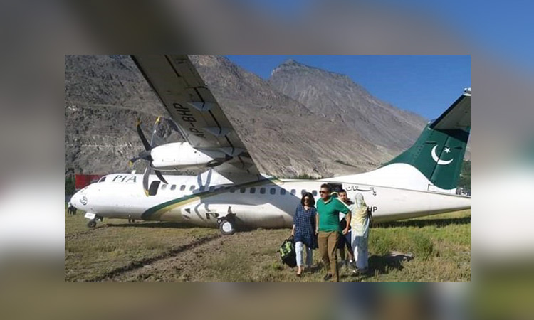 PIA plane survives landing scare at Gilgat-Baltistan airport