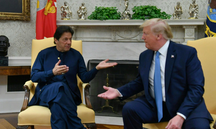 Video: US President offers to mediate in Kashmir dispute 