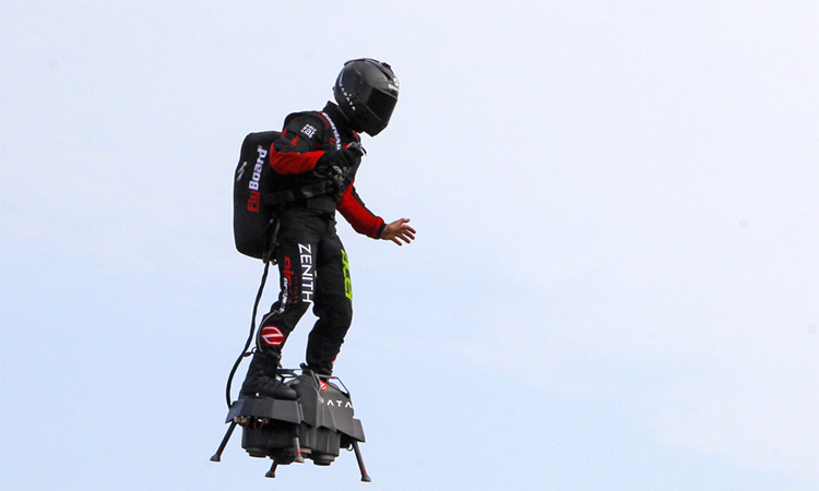 Flying Frenchman fails in Channel crossing bid