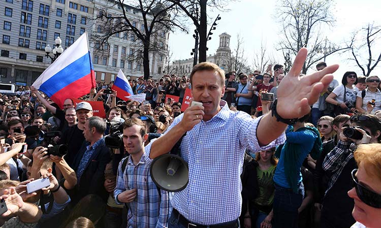 Putin opponent Navalny poisoned, alleges his lawyer 