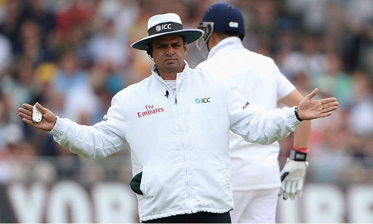 Pakistani umpire Aleem Dar equals Test cricket world record 