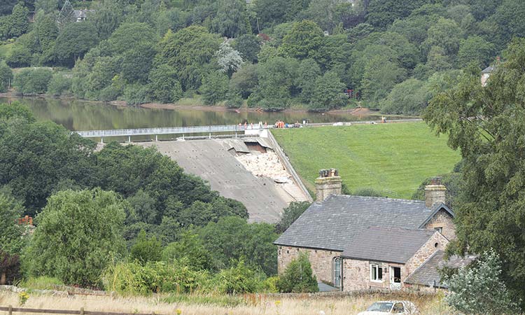 Efforts to shore up UK dam intensify