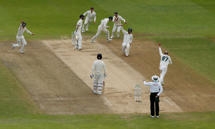 Australia win first Ashes by 251 runs after dismissing England for 146; Lyon takes 6-49