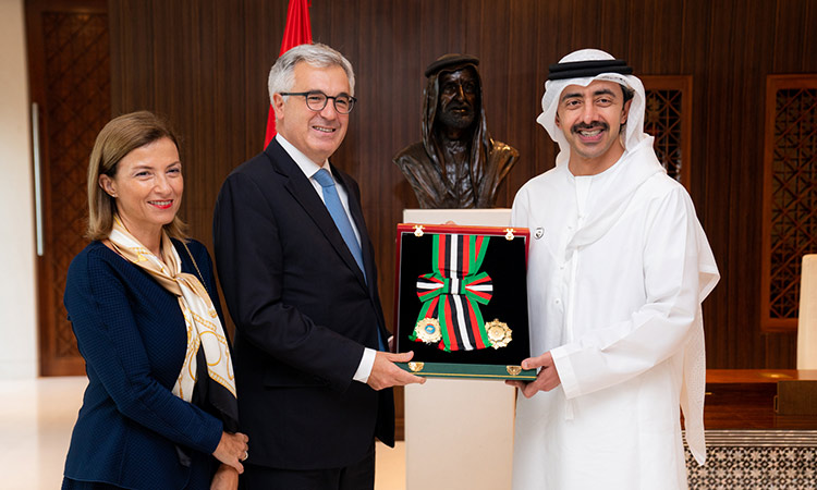 Khalifa confers Order of Independence on Italian envoy