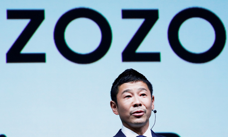 Yahoo Japan to acquire online fashion firm Zozo