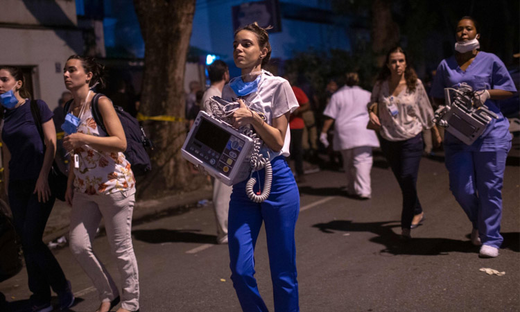 At least 11 dead in Rio de Janeiro hospital blaze