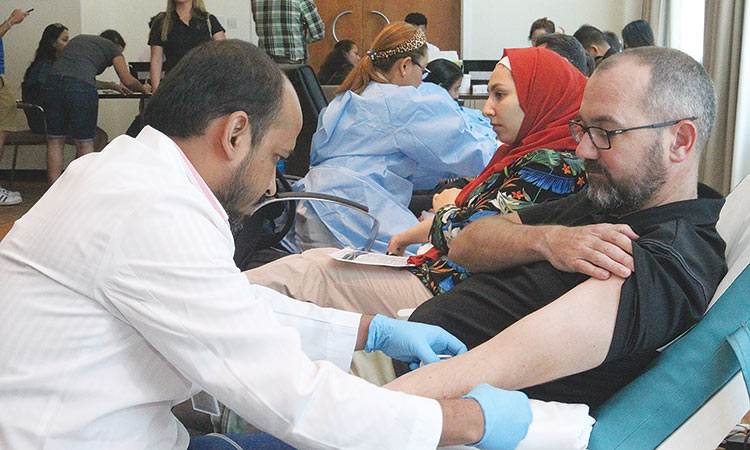 Seha treats 247 patients with blood plasma